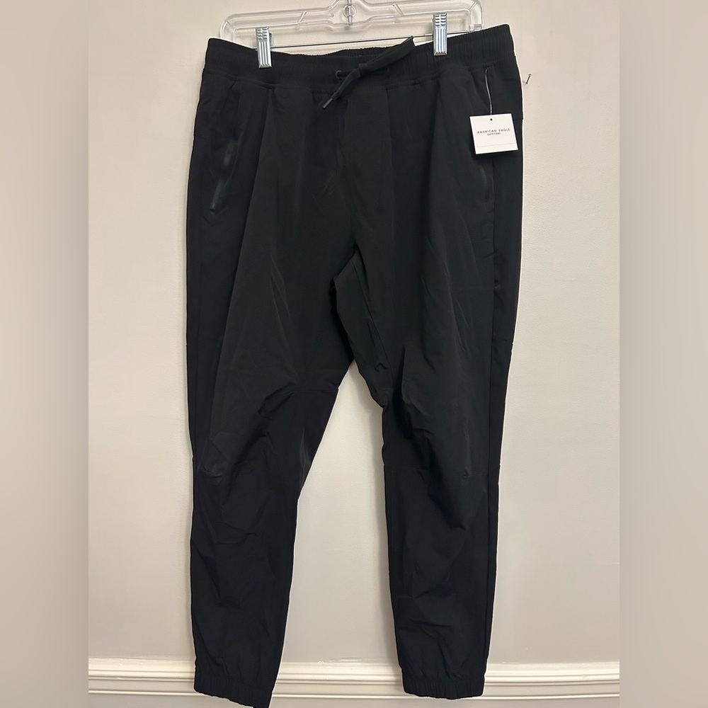 American Eagle Good Vibes Tech Jogger Pants Sz M Medium nwt